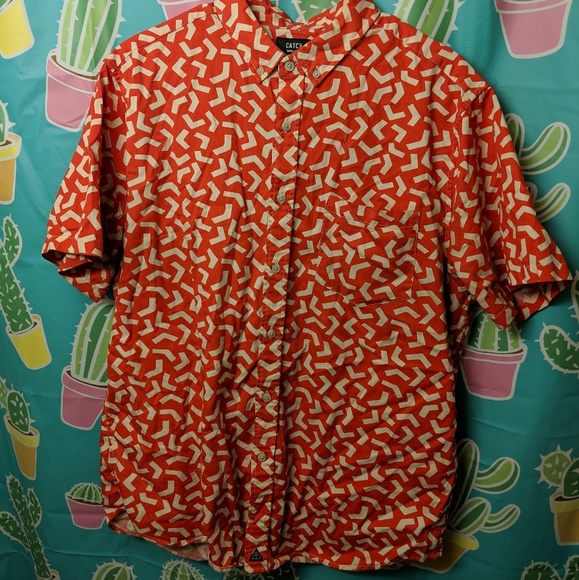 Catch Patterned ButtonUp - Picture 1 of 1